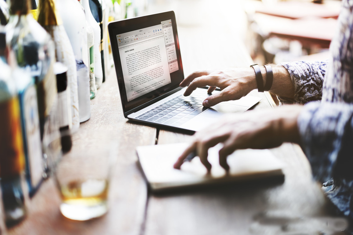 電腦突然死機(jī)原因剖析和應(yīng)對(duì)措施